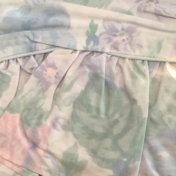 Eileen West queen sheets - Picture 4 of 7